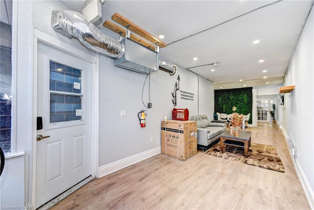 15 Ainslie Street N, Cambridge, ON