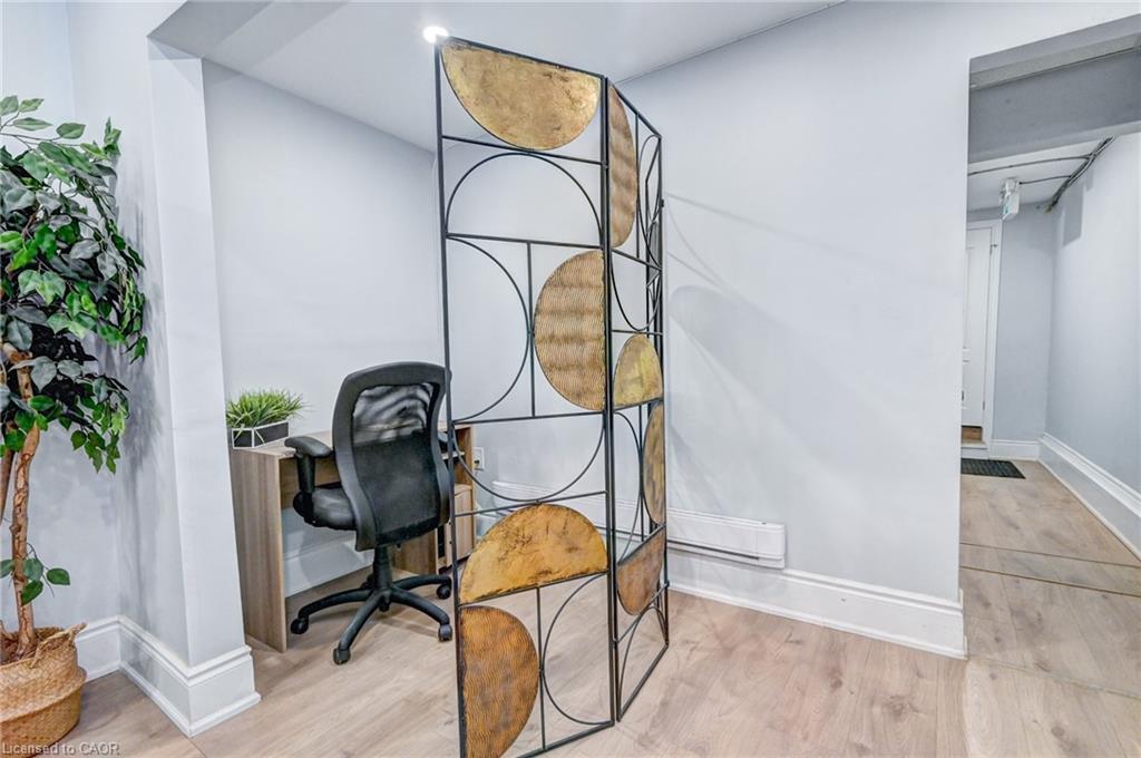 15 Ainslie Street N, Cambridge, ON