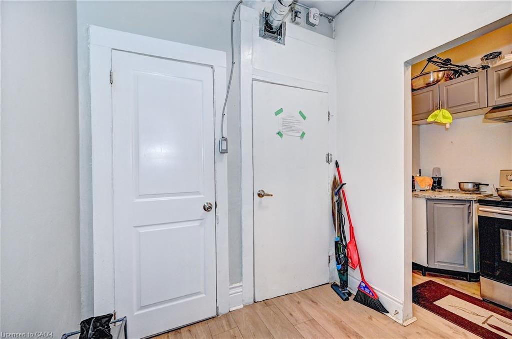 15 Ainslie Street N, Cambridge, ON