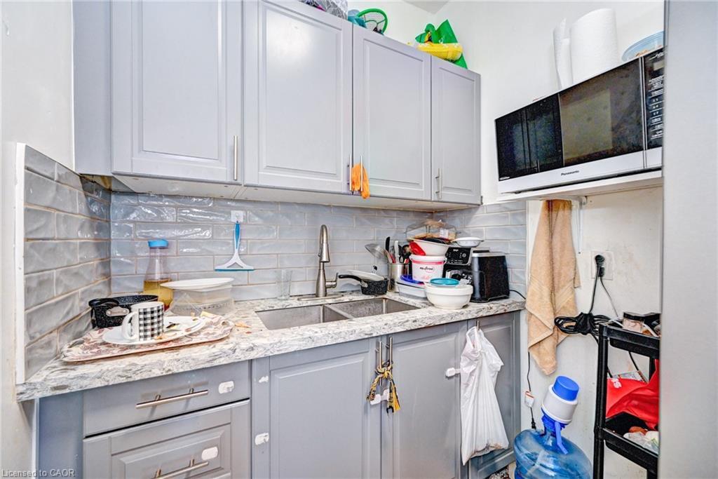 15 Ainslie Street N, Cambridge, ON