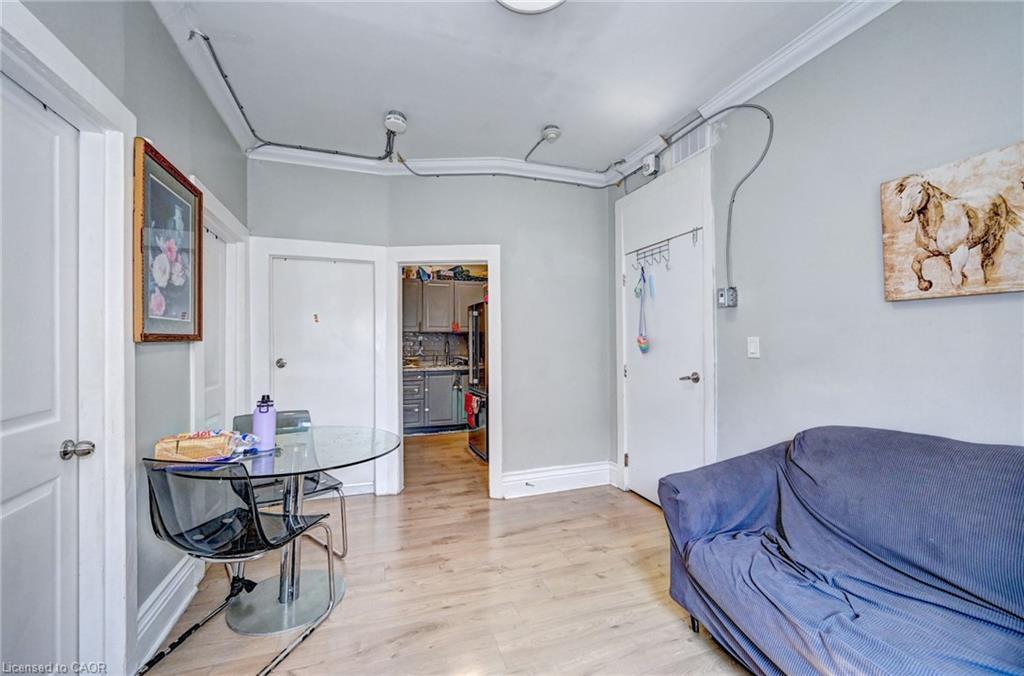 15 Ainslie Street N, Cambridge, ON