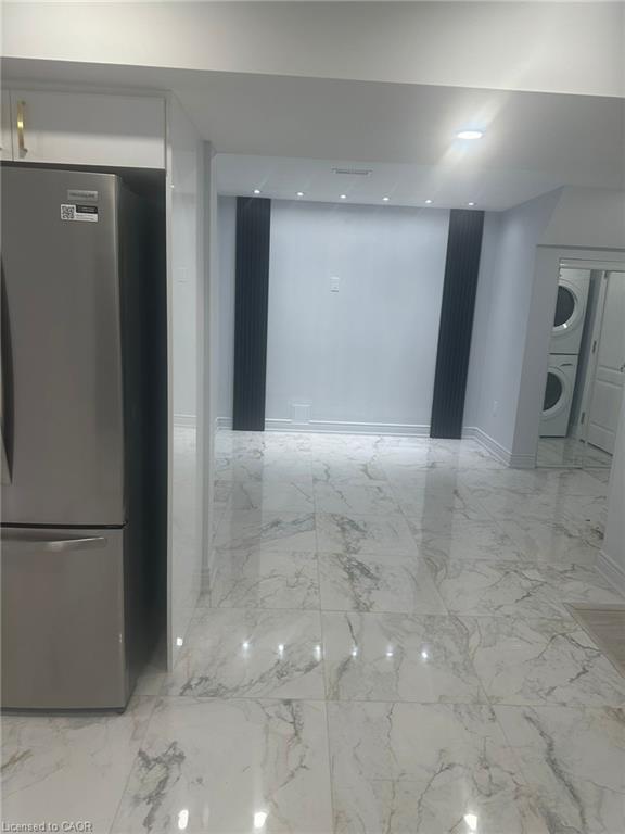 5349 Tenth Line W, Mississauga, ON - Indoor