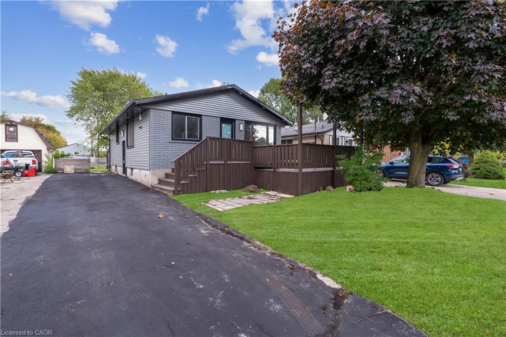 Upper-210 Mackan Street, Thorold, ON - Outdoor