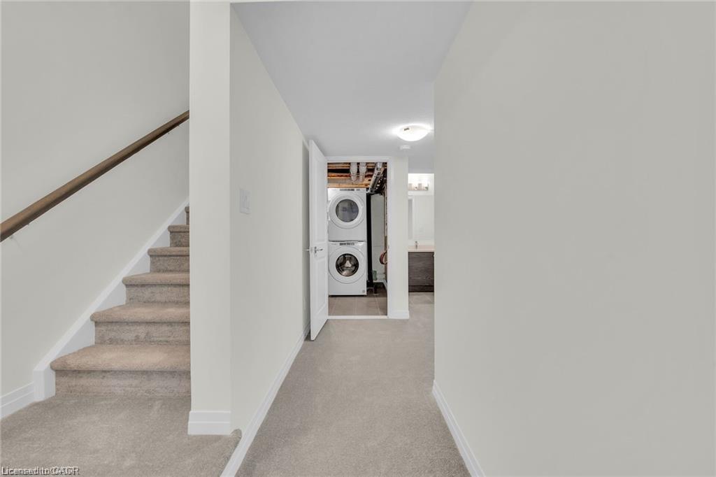 C017-10 Urbane Boulevard, Kitchener, ON - Indoor