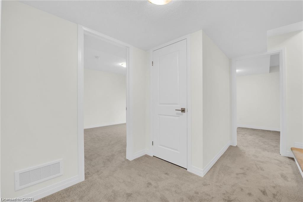 C017-10 Urbane Boulevard, Kitchener, ON - Indoor Photo Showing Other Room