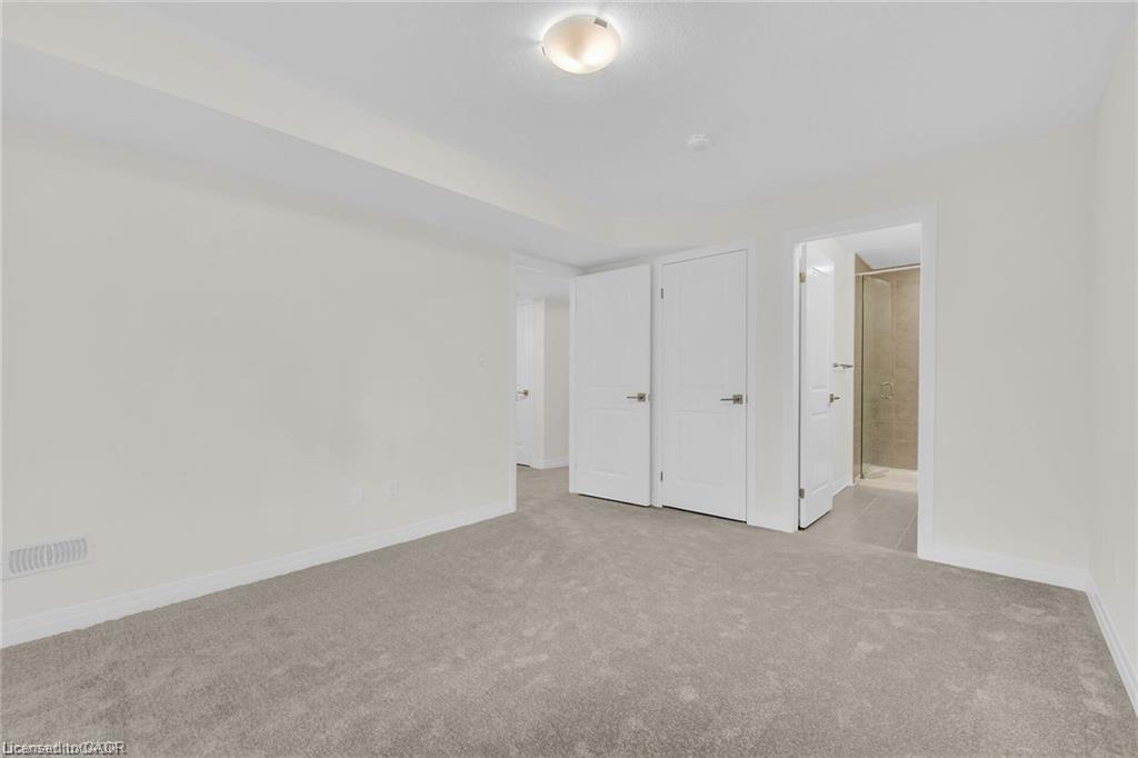 C017-10 Urbane Boulevard, Kitchener, ON - Indoor Photo Showing Other Room