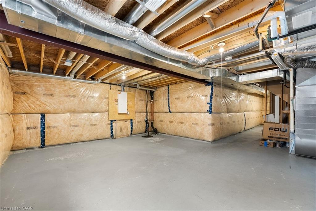 12 Lindsay Way, Grimsby, ON - Indoor Photo Showing Basement