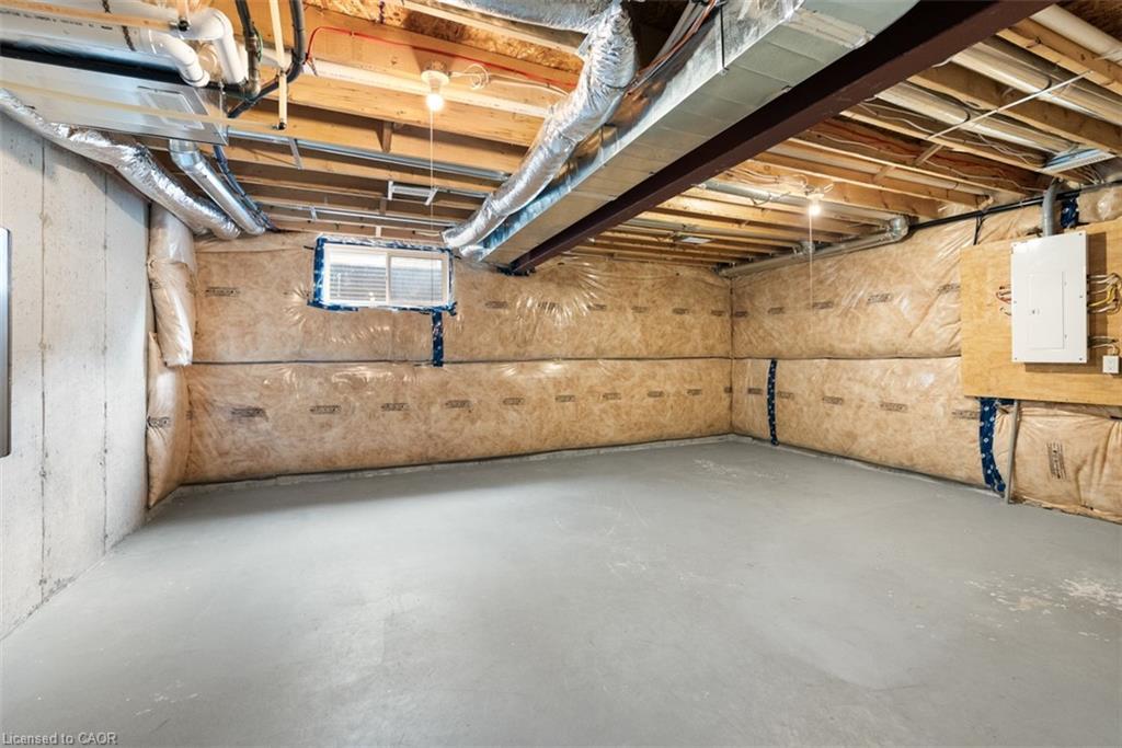 12 Lindsay Way, Grimsby, ON - Indoor Photo Showing Basement