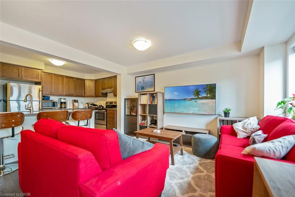 933 Apple Hill Lane, Kitchener, ON - Indoor