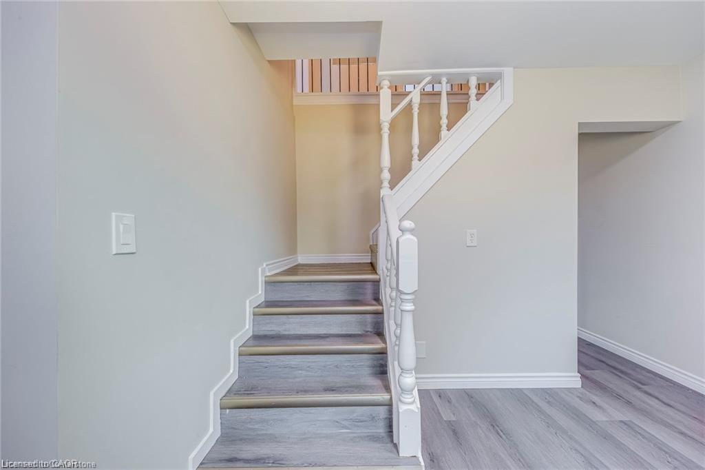 3590 Lakeshore Road, Lincoln, ON - Indoor Photo Showing Other Room