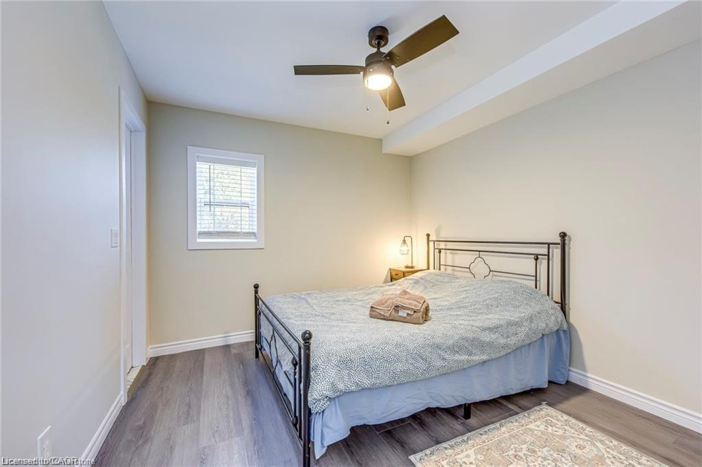 3590 Lakeshore Road, Lincoln, ON - Indoor Photo Showing Bedroom