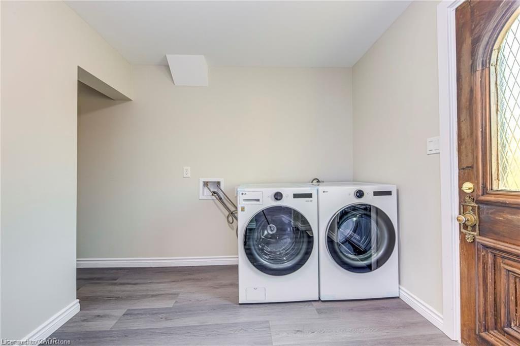 3590 Lakeshore Road, Lincoln, ON - Indoor Photo Showing Laundry Room