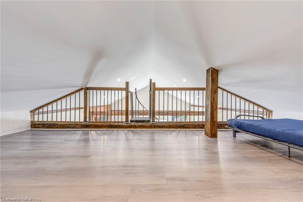 3590 Lakeshore Road, Lincoln, ON - Indoor Photo Showing Other Room