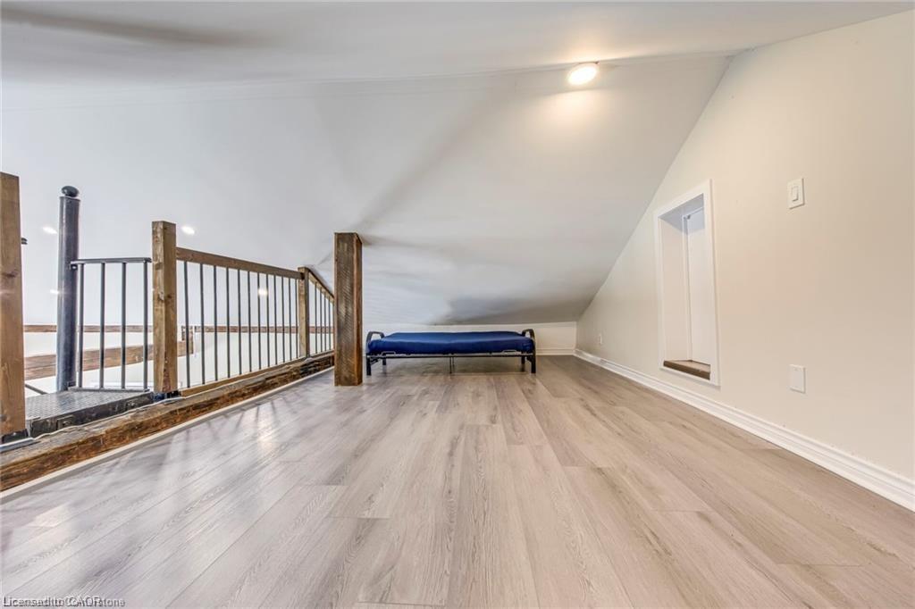 3590 Lakeshore Road, Lincoln, ON - Indoor Photo Showing Other Room