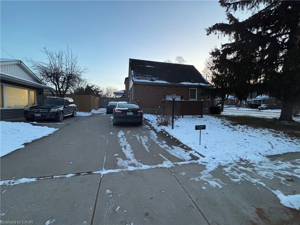 2-329 Rosedale Avenue, Hamilton, ON - Outdoor