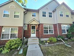 5-26 Poplar Drive Cambridge, ON N3C 4A3