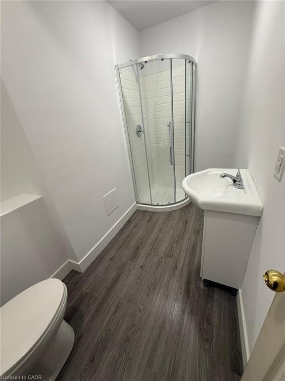 67-69 Hellems Avenue, Welland, ON - Indoor Photo Showing Bathroom