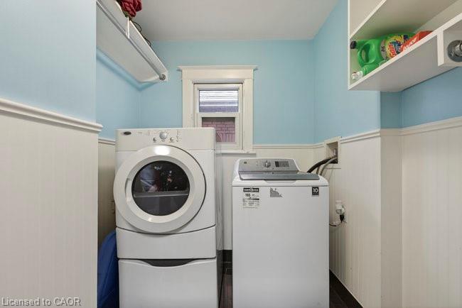 149 Leinster Avenue N, Hamilton, ON - Indoor Photo Showing Laundry Room