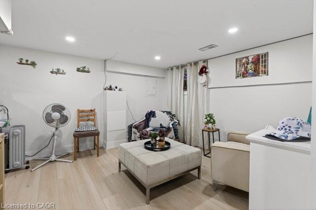 149 Leinster Avenue N, Hamilton, ON - Indoor