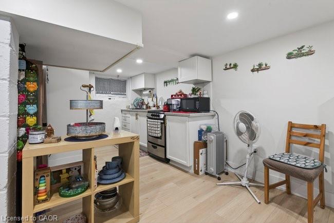 149 Leinster Avenue N, Hamilton, ON - Indoor