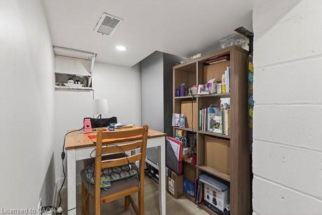 149 Leinster Avenue N, Hamilton, ON - Indoor