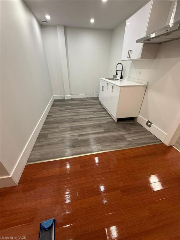 69-69 Hellems Avenue, Welland, ON - Indoor Photo Showing Other Room