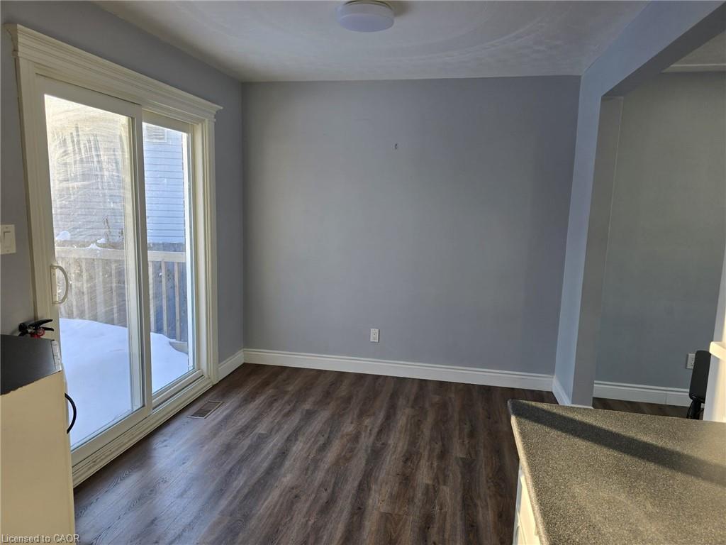 593 Mount Anne Drive, Waterloo, ON - Indoor Photo Showing Other Room