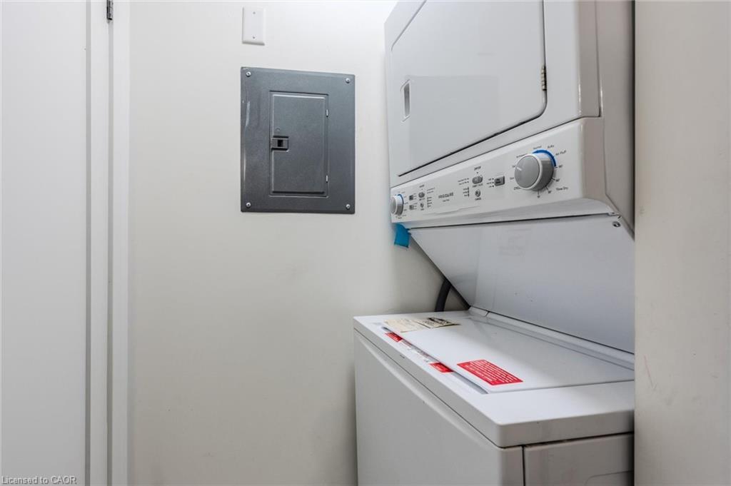 B-461 King Street E, Hamilton, ON - Indoor Photo Showing Laundry Room