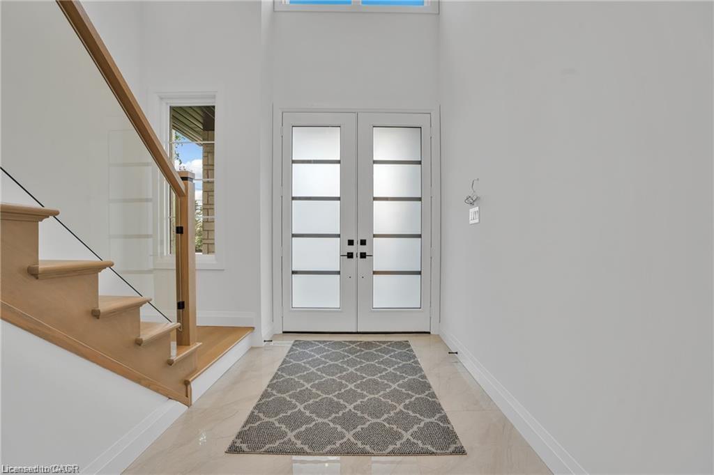 382 Southcote Road, Ancaster, ON - Indoor Photo Showing Other Room