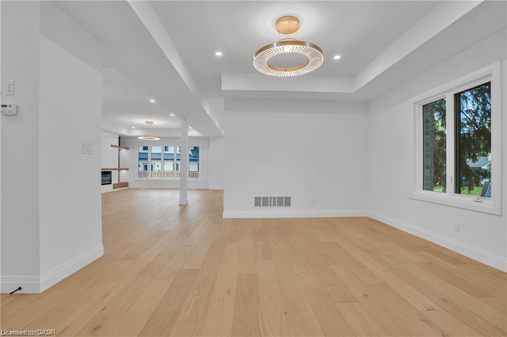 382 Southcote Road, Ancaster, ON - Indoor Photo Showing Other Room