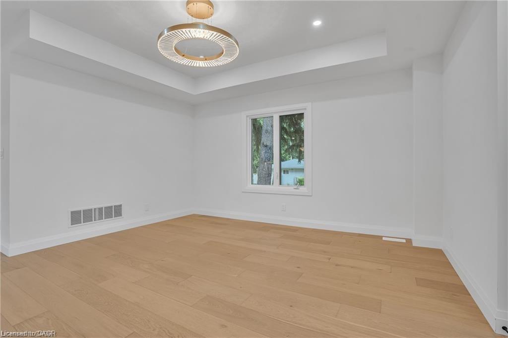 382 Southcote Road, Ancaster, ON - Indoor Photo Showing Other Room