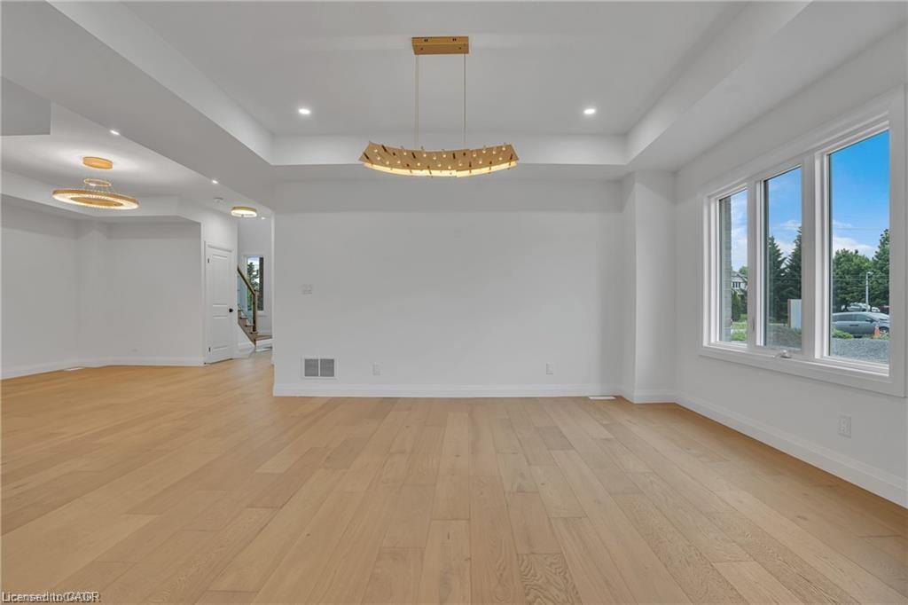 382 Southcote Road, Ancaster, ON - Indoor Photo Showing Other Room