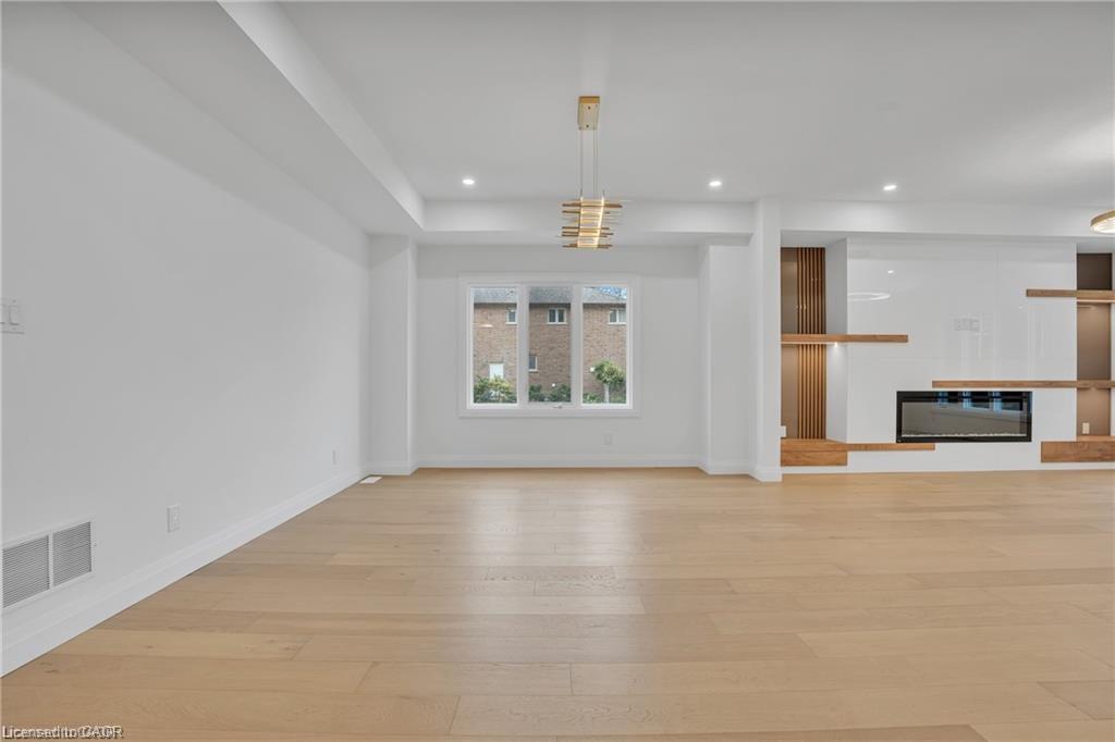 382 Southcote Road, Ancaster, ON - Indoor