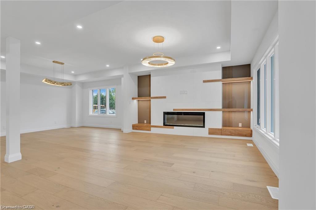 382 Southcote Road, Ancaster, ON - Indoor With Fireplace