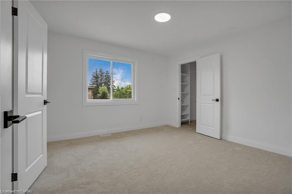 382 Southcote Road, Ancaster, ON - Indoor Photo Showing Other Room