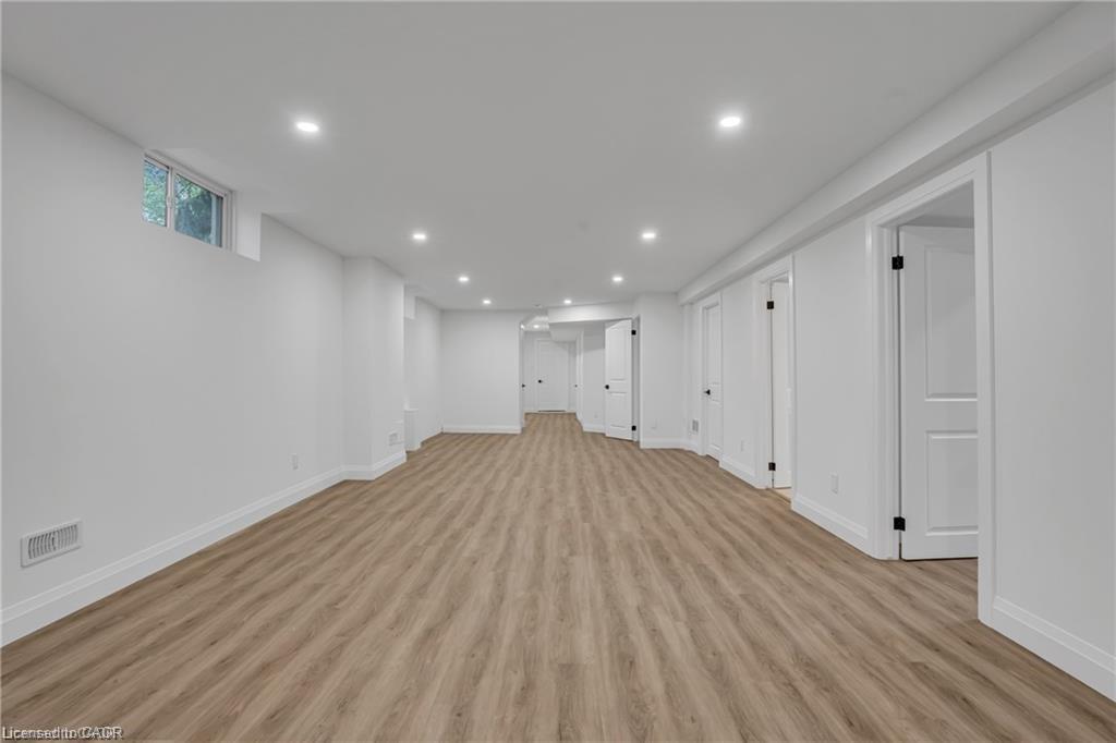 382 Southcote Road, Ancaster, ON - Indoor Photo Showing Other Room