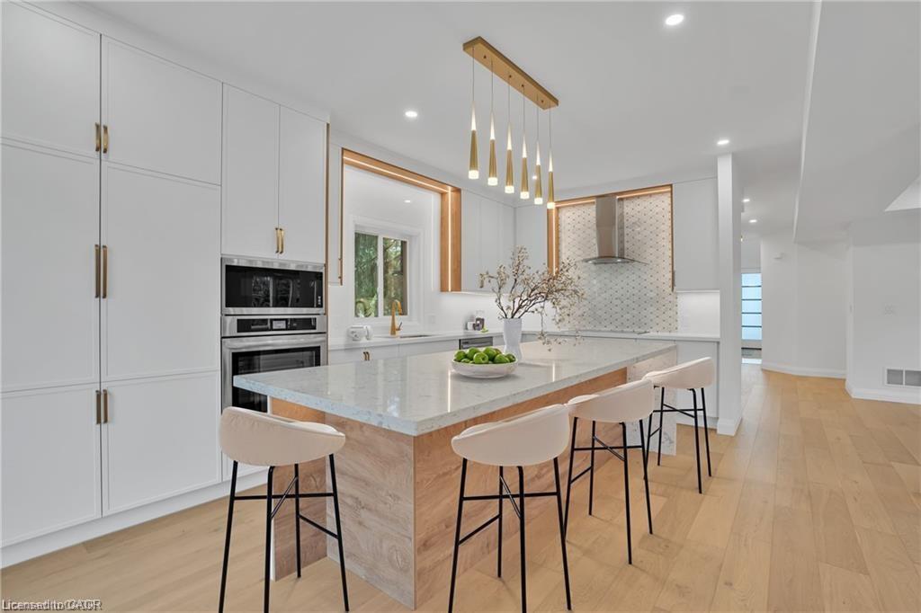 382 Southcote Road, Ancaster, ON - Indoor