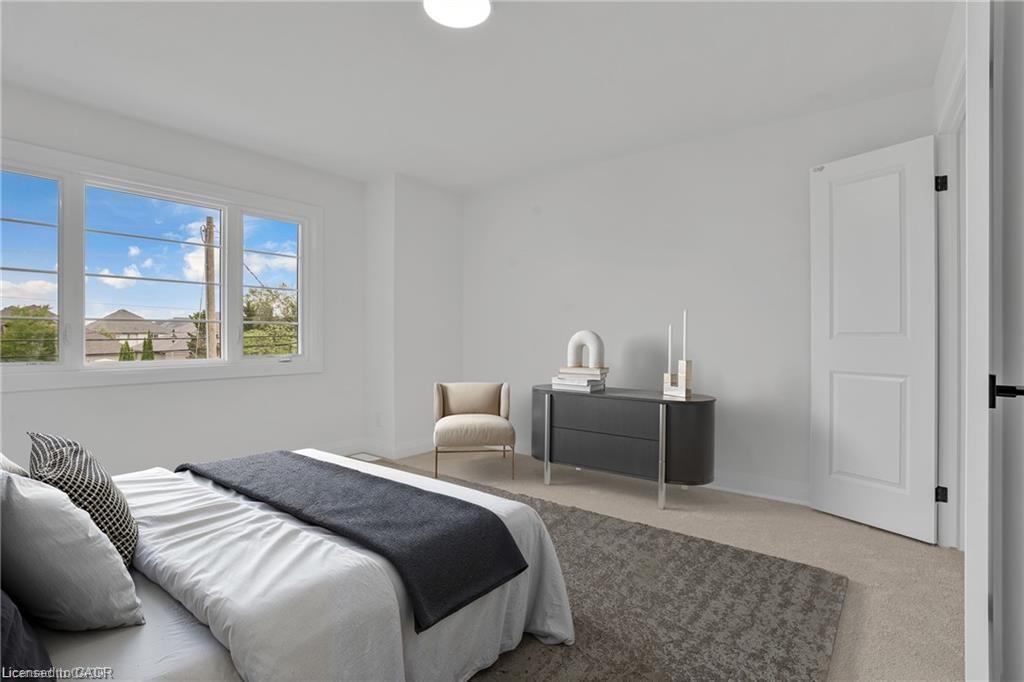 382 Southcote Road, Ancaster, ON - Indoor Photo Showing Bedroom