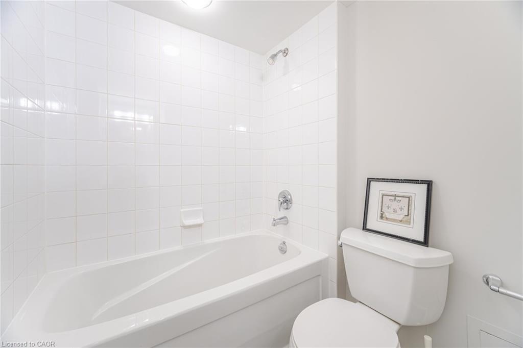 3112-18 Yonge Street, Toronto, ON - Indoor Photo Showing Bathroom