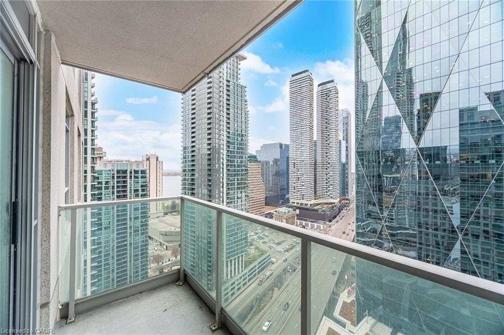 3112-18 Yonge Street, Toronto, ON - Outdoor With Balcony With Exterior