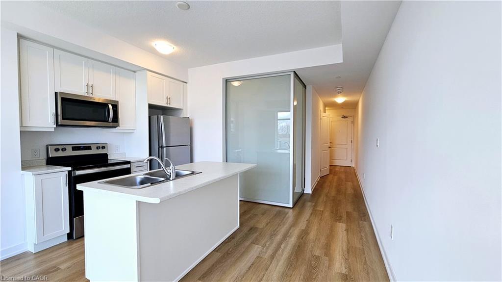 322-470 Dundas Street E, Waterdown, ON - Indoor Photo Showing Kitchen With Stainless Steel Kitchen With Double Sink