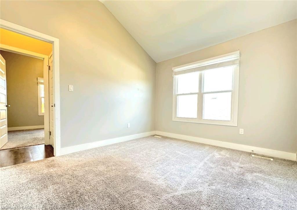 261 Cairn Street, London, ON - Indoor Photo Showing Other Room
