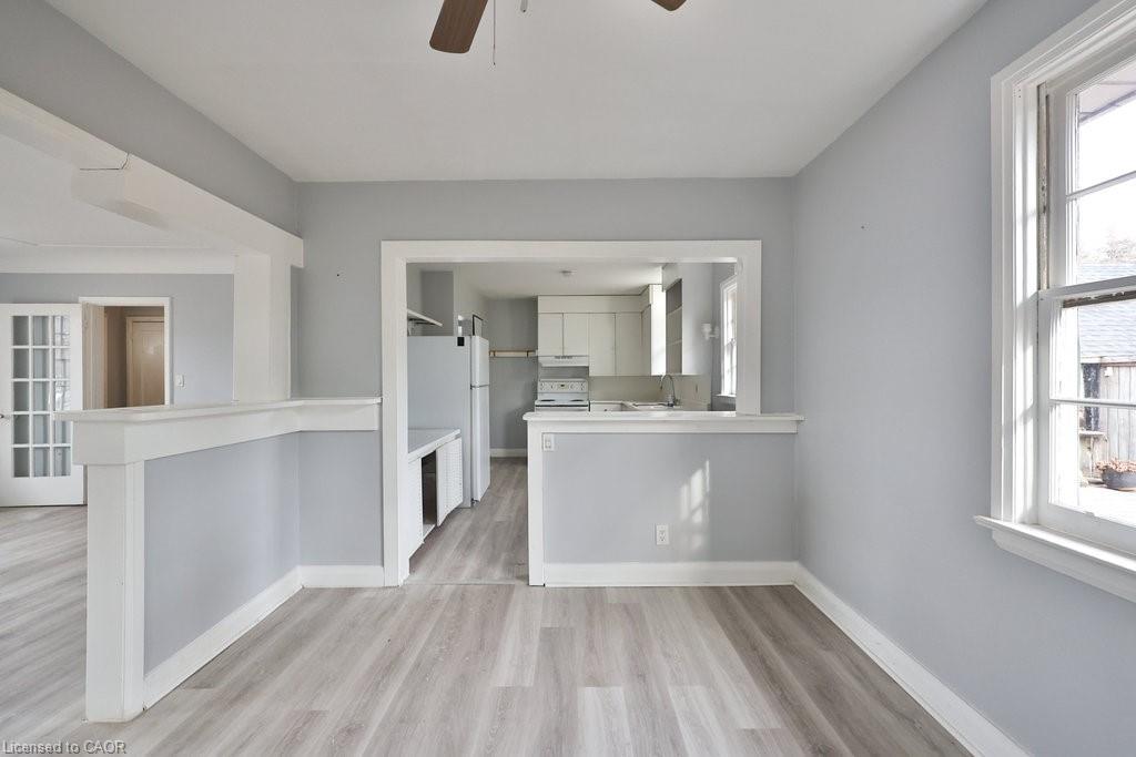 46 Plains Road E, Burlington, ON - Indoor Photo Showing Other Room