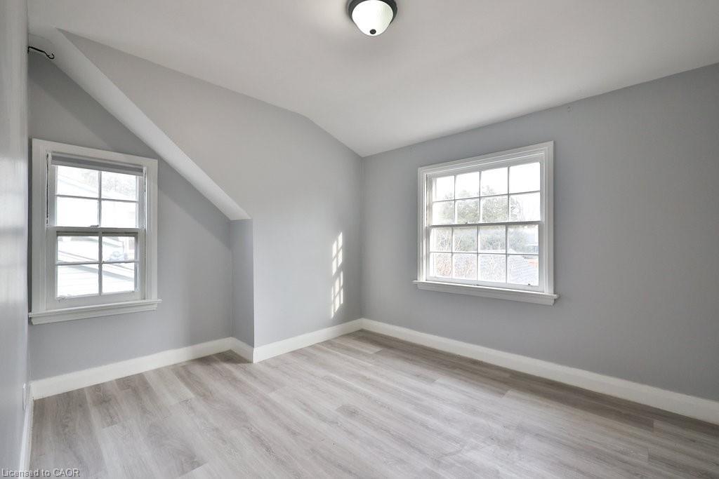 46 Plains Road E, Burlington, ON - Indoor Photo Showing Other Room