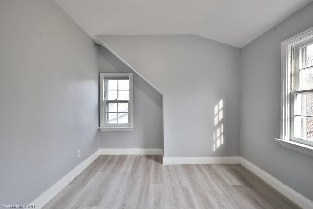 46 Plains Road E, Burlington, ON - Indoor Photo Showing Other Room