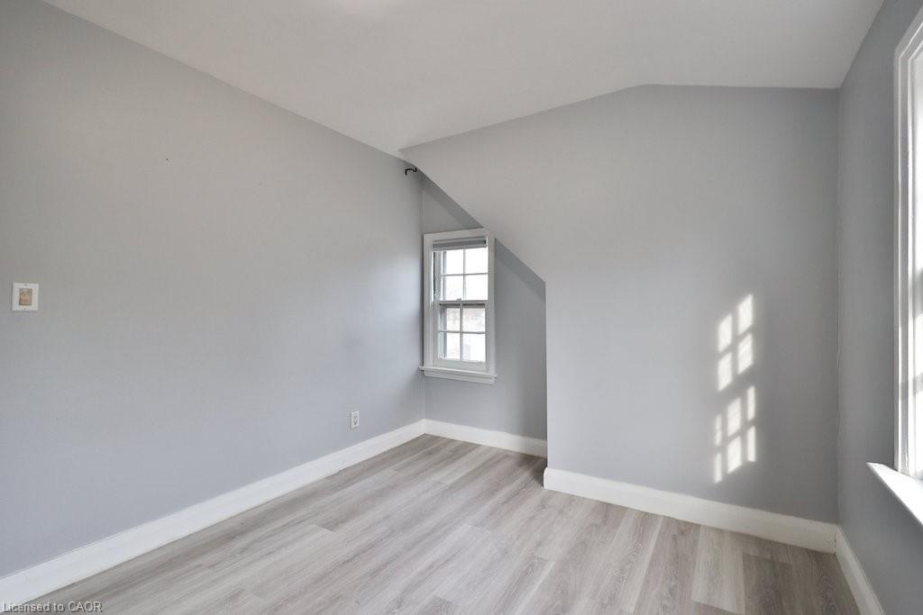 46 Plains Road E, Burlington, ON - Indoor Photo Showing Other Room