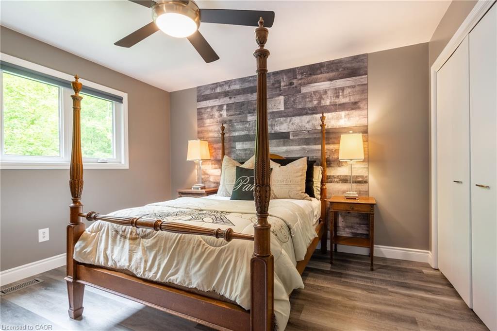 7575 Milburough Line, Milton, ON - Indoor Photo Showing Bedroom