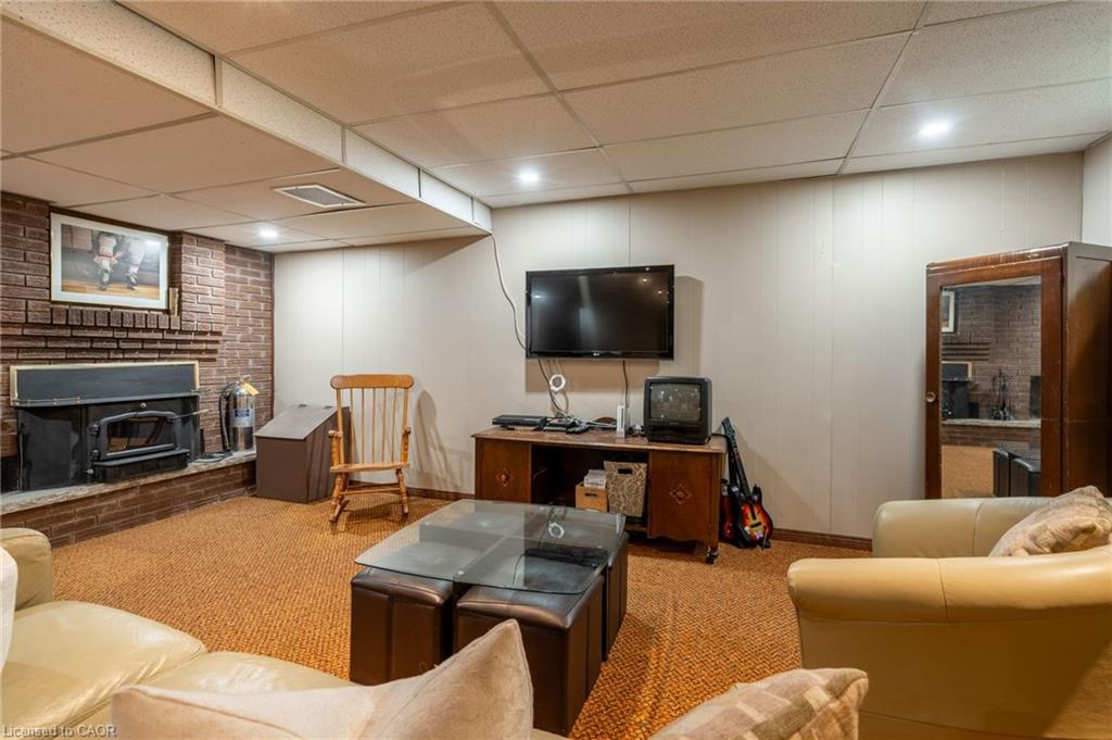 7575 Milburough Line, Milton, ON - Indoor Photo Showing Basement