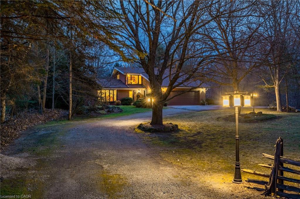 7575 Milburough Line, Milton, ON - Outdoor