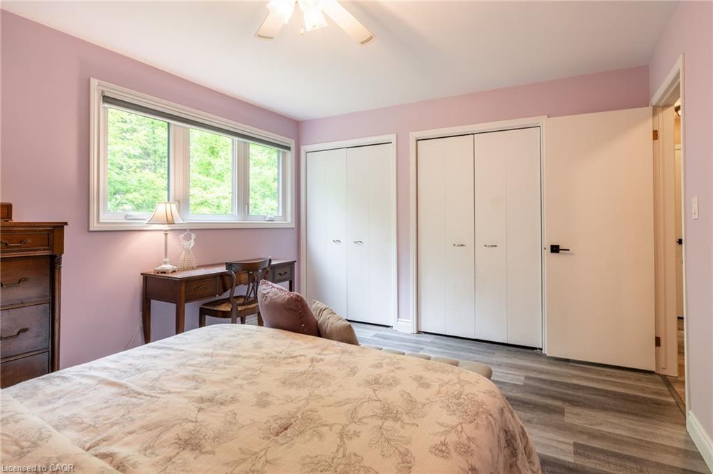 7575 Milburough Line, Milton, ON - Indoor Photo Showing Bedroom